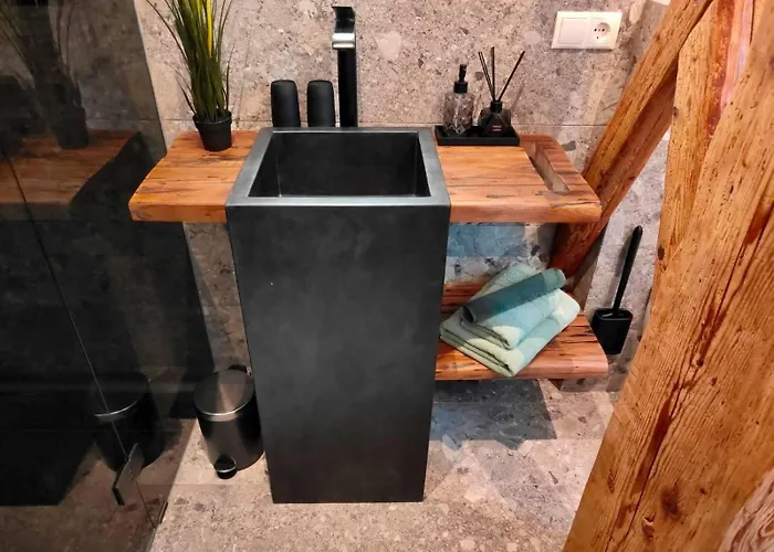 Burgbichl Rothenthurn